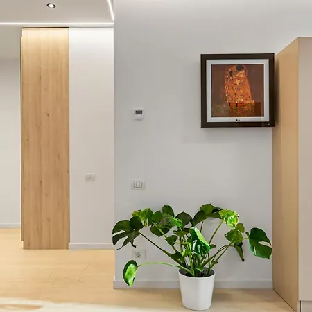 Apartment Win Herastrau Forest Bucharest