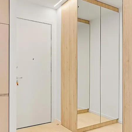 Win Herastrau Forest Апартаменты